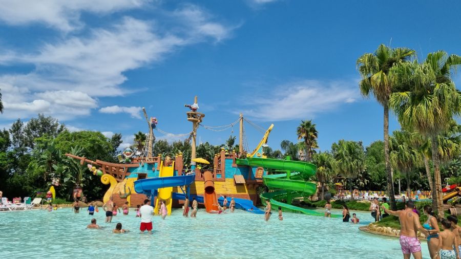 קוסטה בראבה ופארק אוונטורה